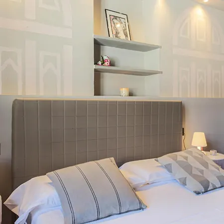 Florence- Window On The Cathedral Florencja